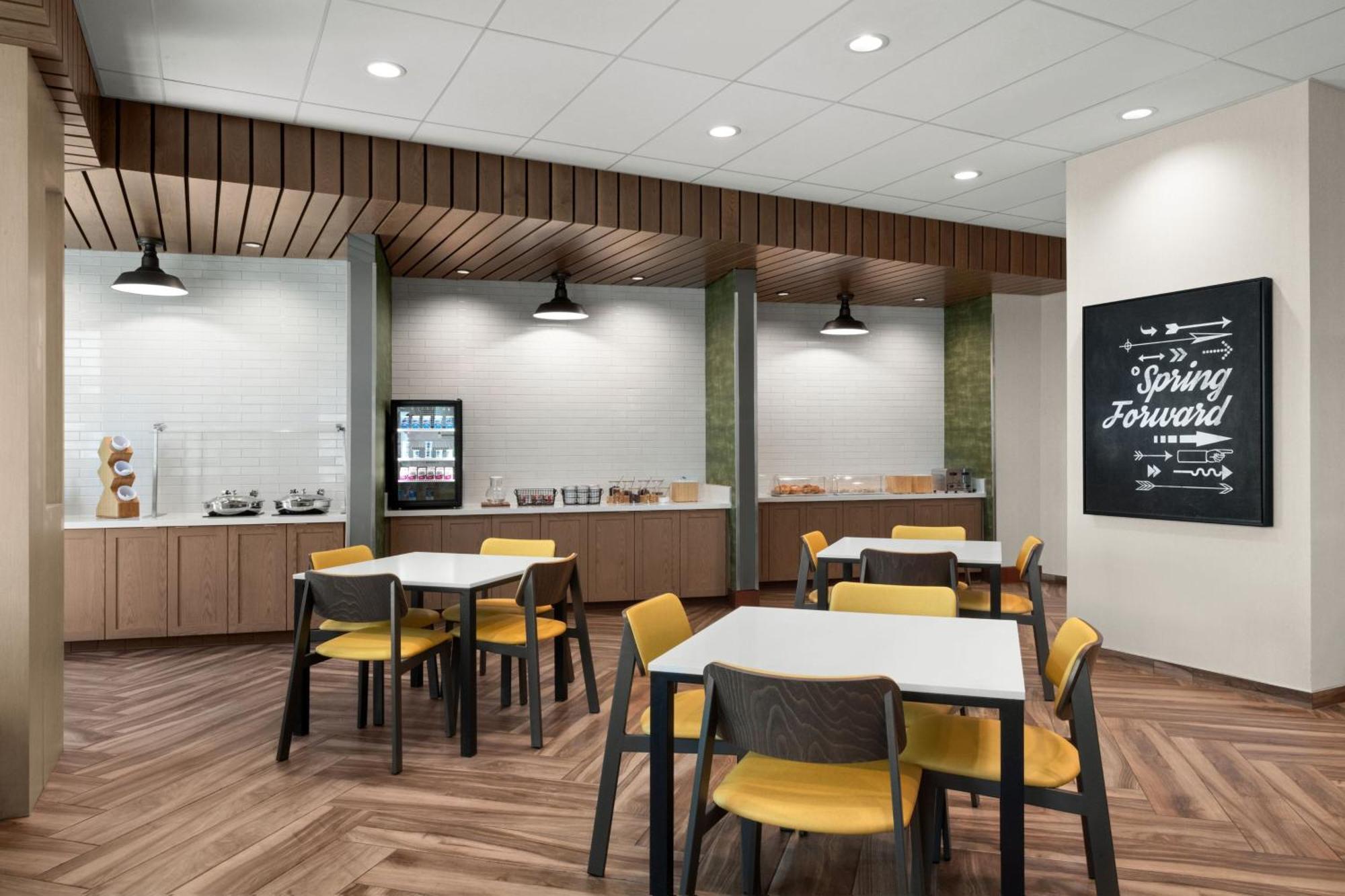 Fairfield By Marriott & Hotel Victorville