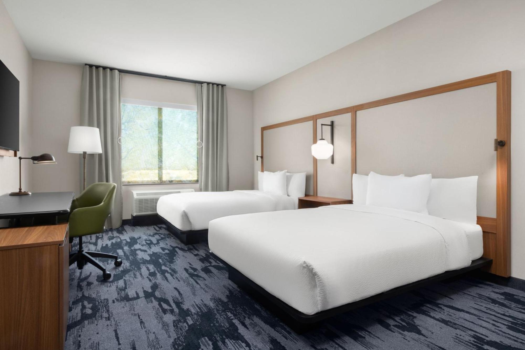 Fairfield By Marriott &